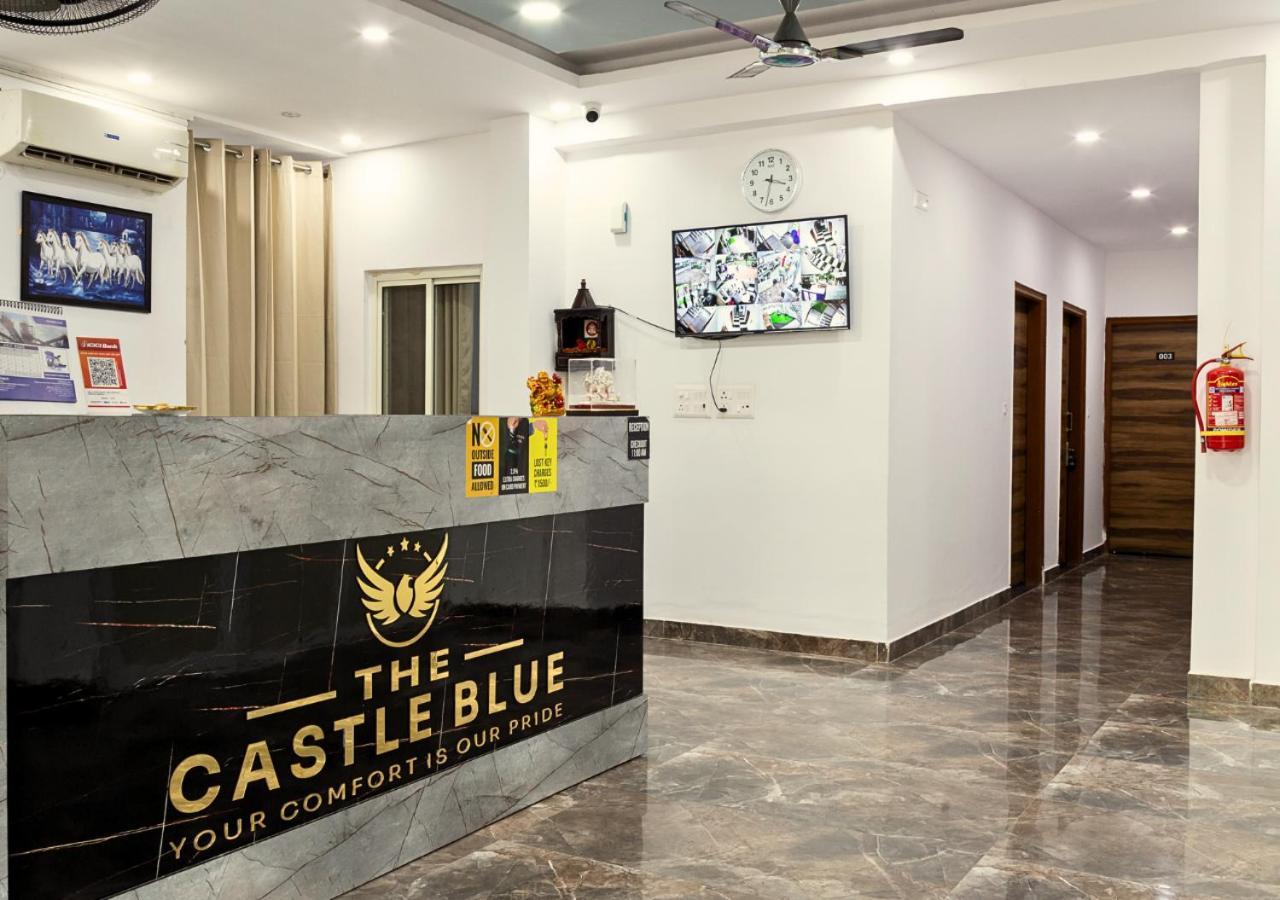 Отель The Castle Blue Большая Нойда Экстерьер фото